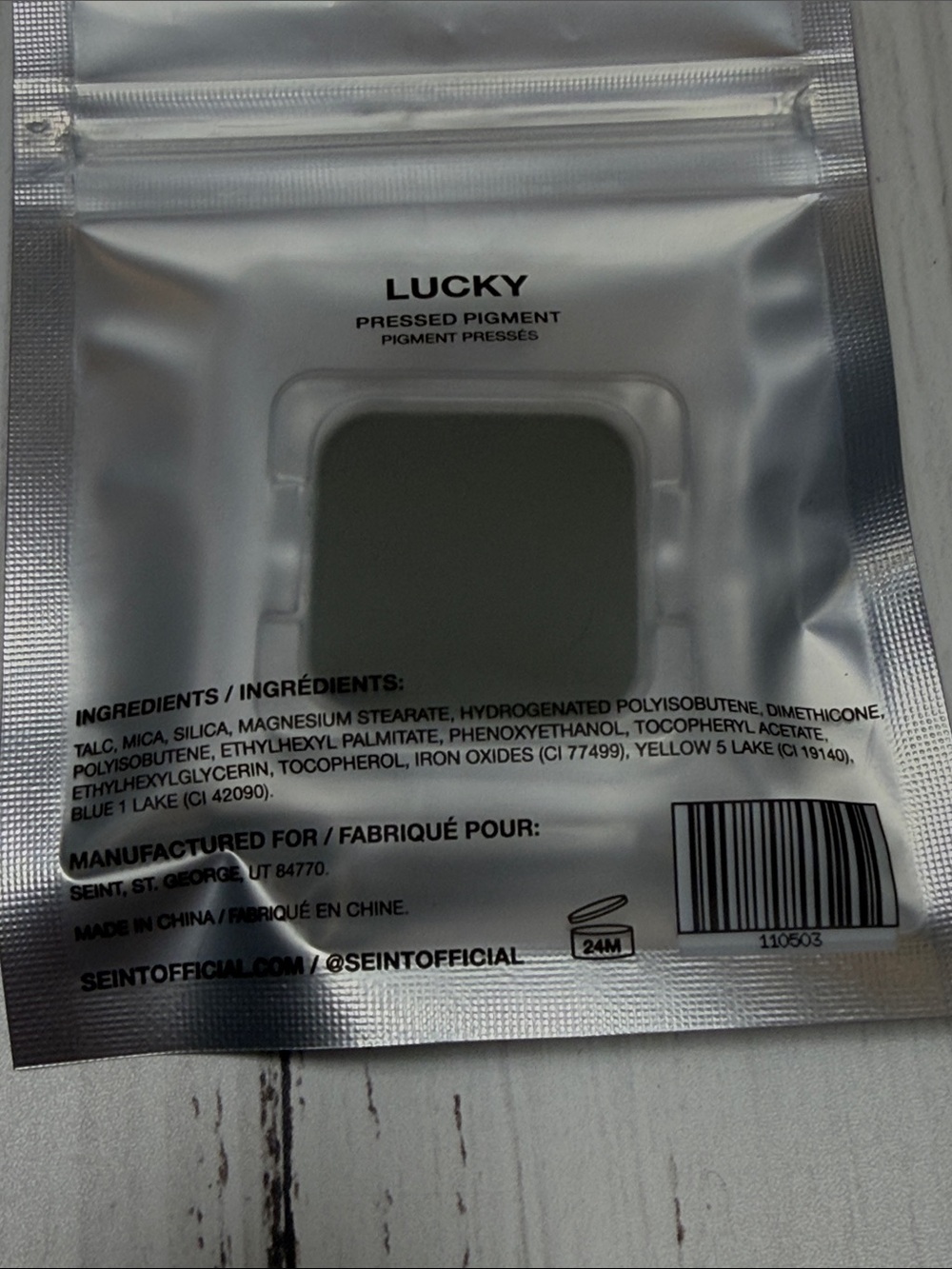 Seint LUCKY Pressed Pigment Eyeshadow - Olive Green